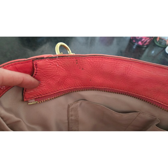 Coach Coral‎ Pink Patent Leather Shoulder Bag w/ Chain Strap - Picture 14 of 16